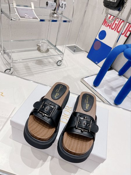 Dior Sandals/fur slippers