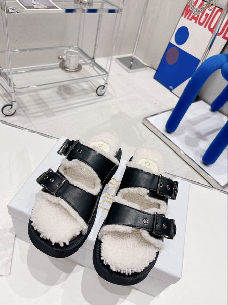 Dior Sandals/fur slippers