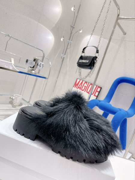 Celine fur half slippers