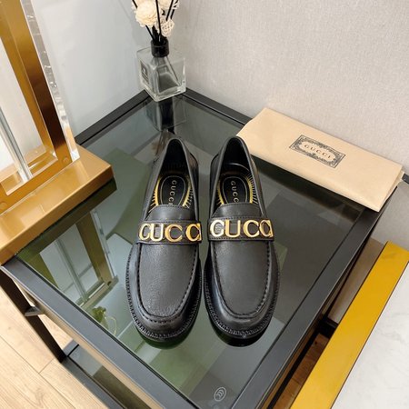 Gucci loafers, small leather shoes