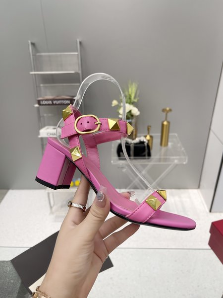 Valentino High heel