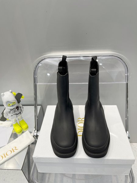 Dior women s chelsea ankle boots