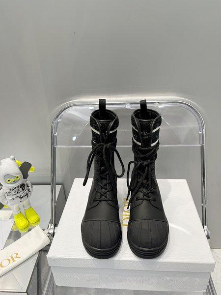 Dior Shell Toe Wool Lace Up Martin Boots