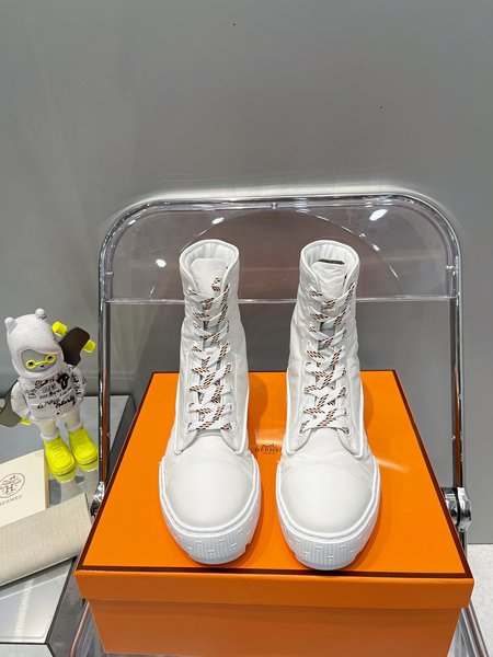 Hermes short boots