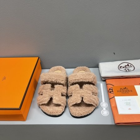 Hermes lambswool slippers