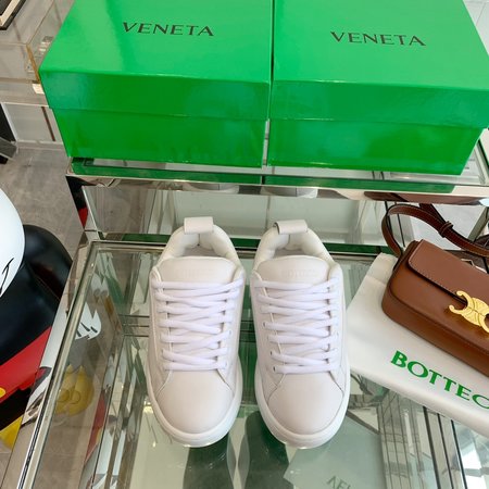 Bottega Veneta bread shoes
