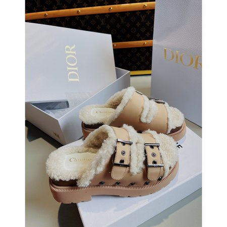 Dior clogs plush slippers