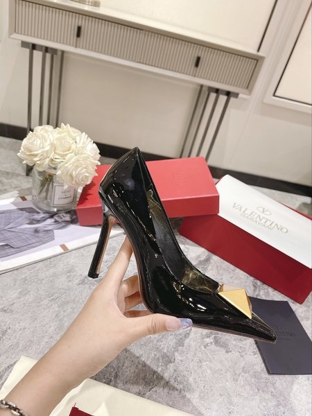 Valentino New autumn and winter women s 6-color women s shoes