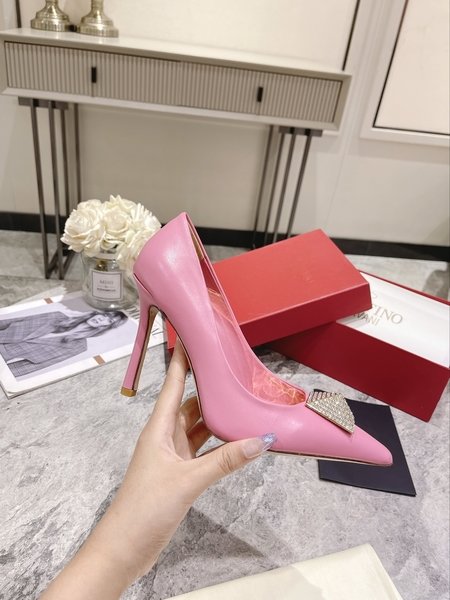Valentino New autumn and winter women s 5-color women s shoes