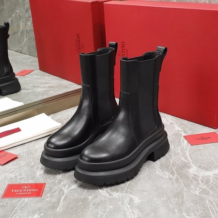 Valentino British style Martin boots series