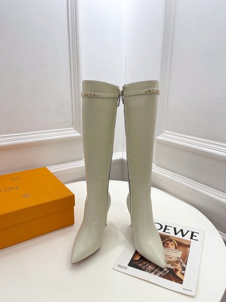 Louis Vuitton pointed boots