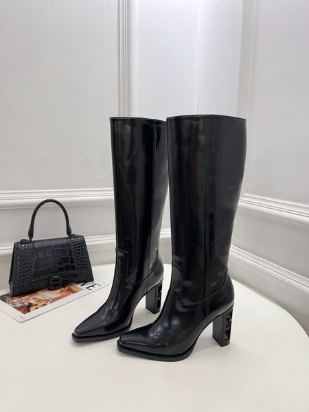 Fendi boots