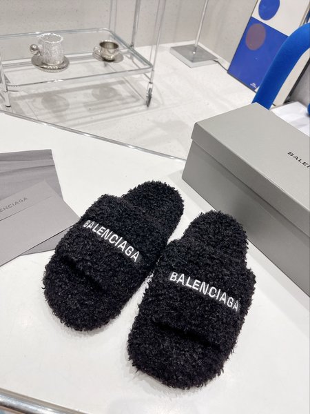 Balenciaga fur slippers