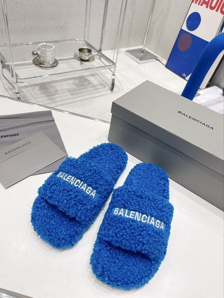 Balenciaga fur slippers