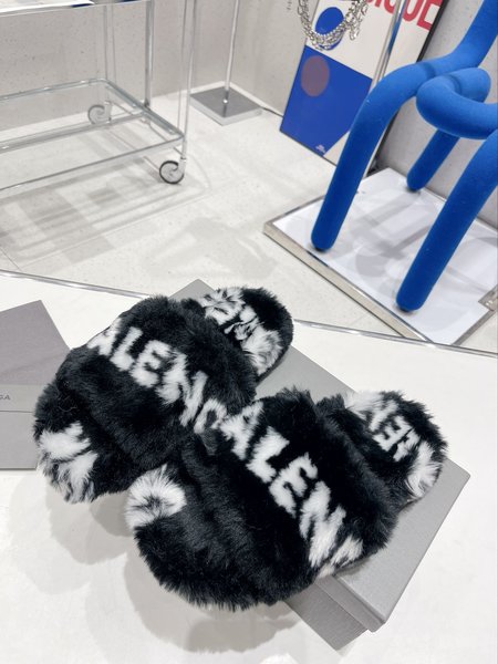 Balenciaga fur slippers