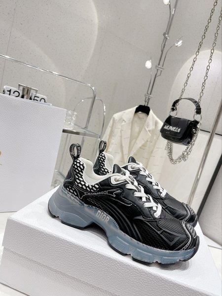 Dior sports shoes