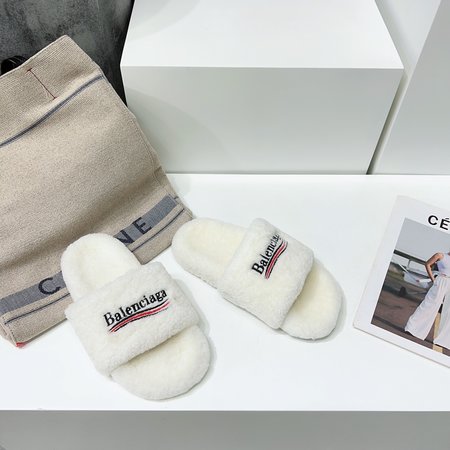 Balenciaga slippers