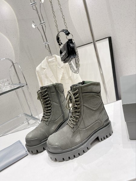 Balenciaga Strike big boots Martin boots