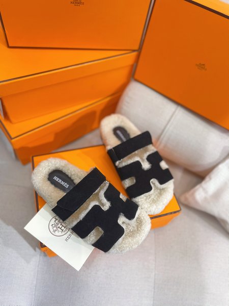 Hermes fur slippers