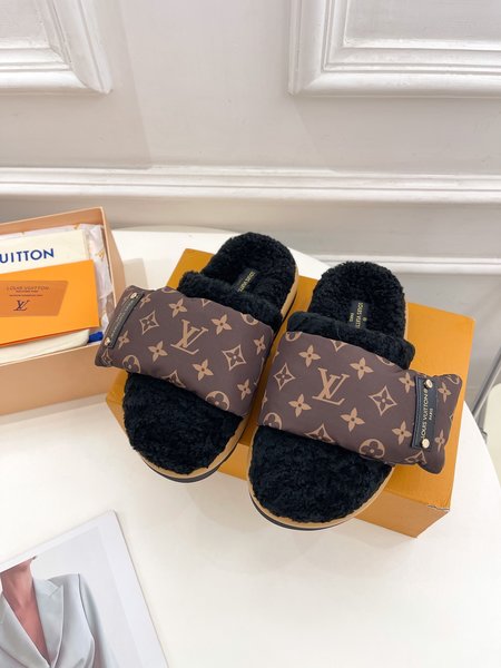 Louis Vuitton down slippers