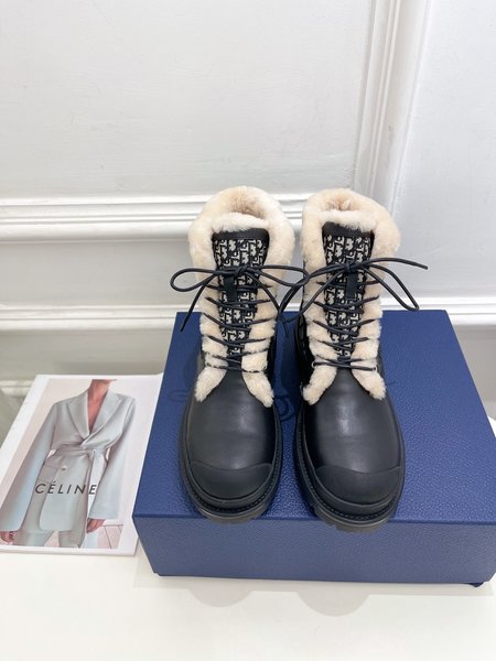 Dior wool boots