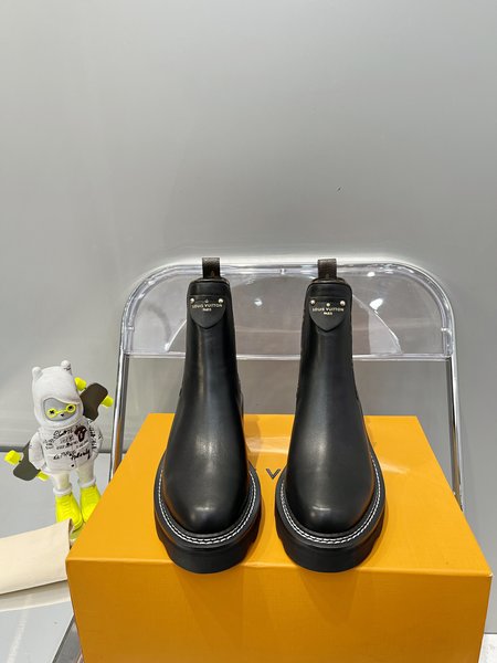 Louis Vuitton Beaubourg ankle boots