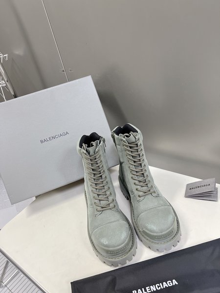 Balenciaga high boots