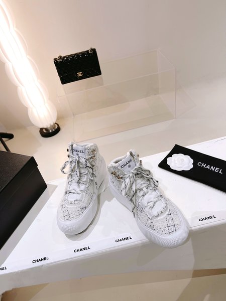 Chanel snow boots, platform women s boots