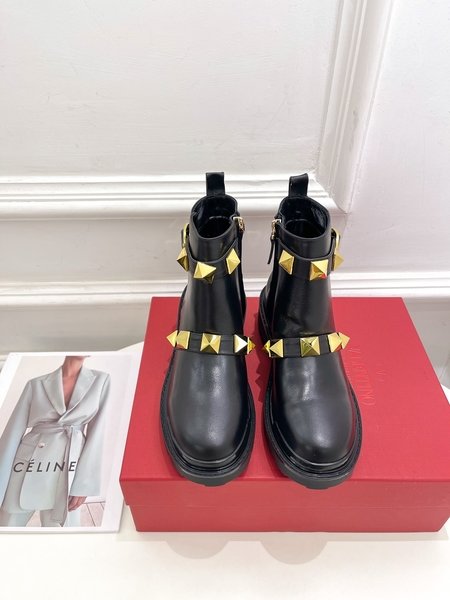 Valentino Rock Studs short boots