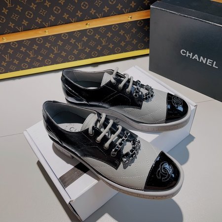 Chanel small leather shoes