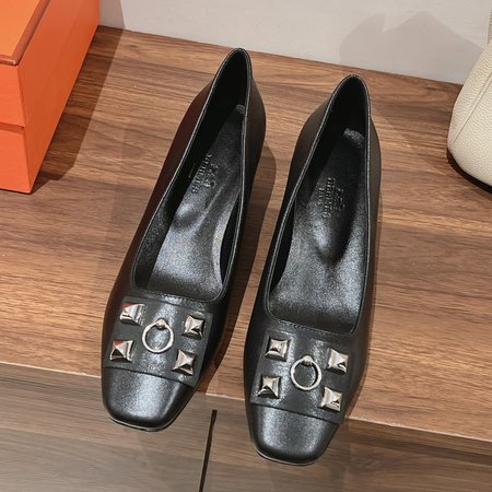 Hermes women s chunky heel shoes