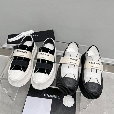 Chanel leather sneakers