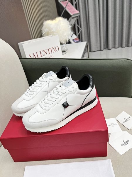 Valentino Couple style sports and casual shoes