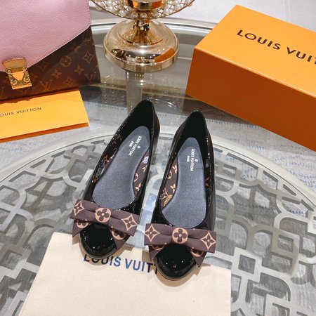 Louis Vuitton Round Toe Bowknot Ladies Shoes