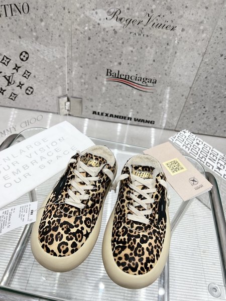 Golden Goose GGDB Space slippers