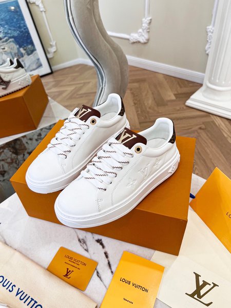 Louis Vuitton Casual shoes