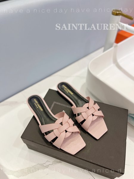 Saint Laurent flat slippers