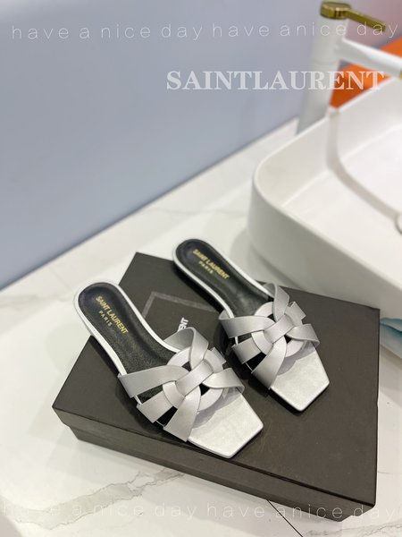 Saint Laurent flat slippers