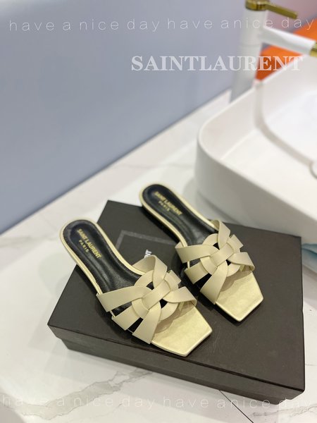 Saint Laurent flat slippers