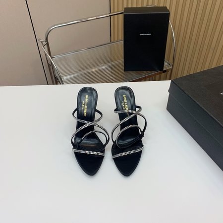 Yves Saint Laurent High-heeled sandals