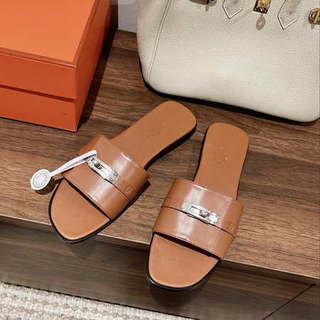 Hermes buckle slippers