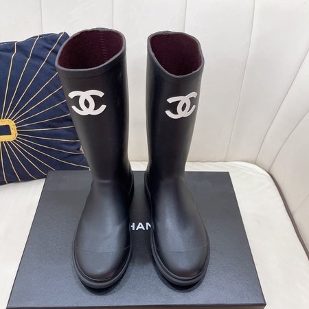 Chanel Second-hand rain boots