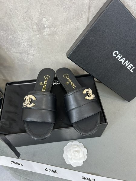 Chanel new slippers