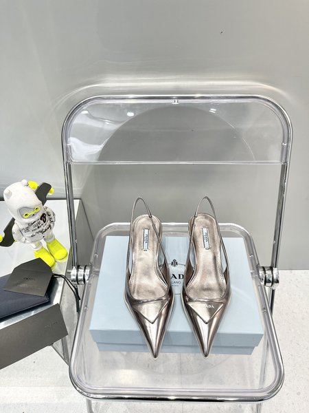 Prada Ladies Triangle Shoes, Kitten Heels Shoes