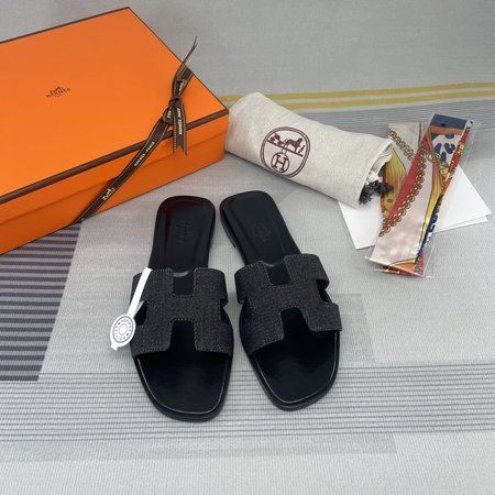 Hermes Oran sandals