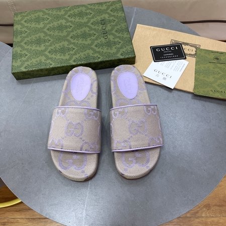 Gucci Thin-soled slippers