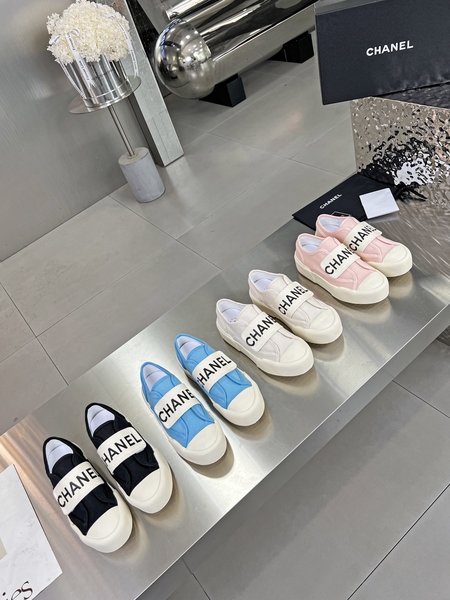 Chanel platform canvas shoes