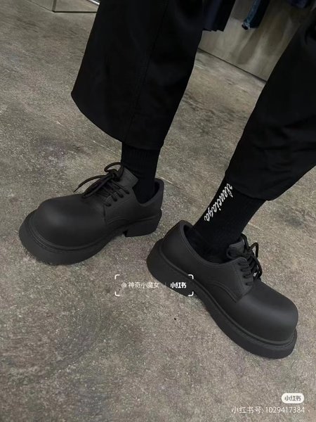 Balenciaga Mickey big toe shoes