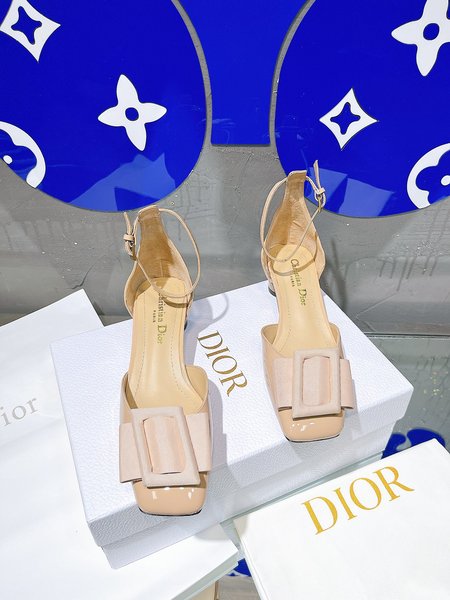 Dior hollow square buckle shoes