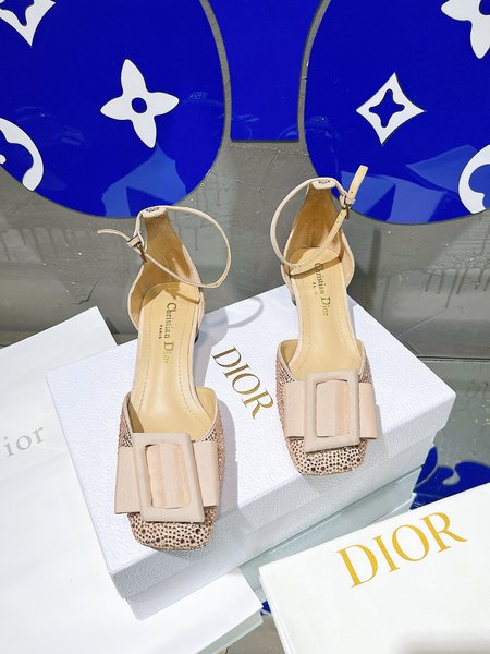 Dior hollow square buckle shoes